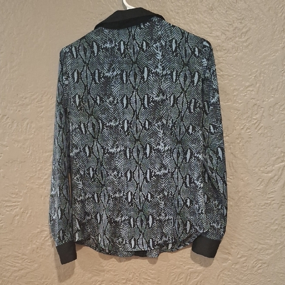 Michael Kors Black and Blue Patterned Top - Picture 6 of 6